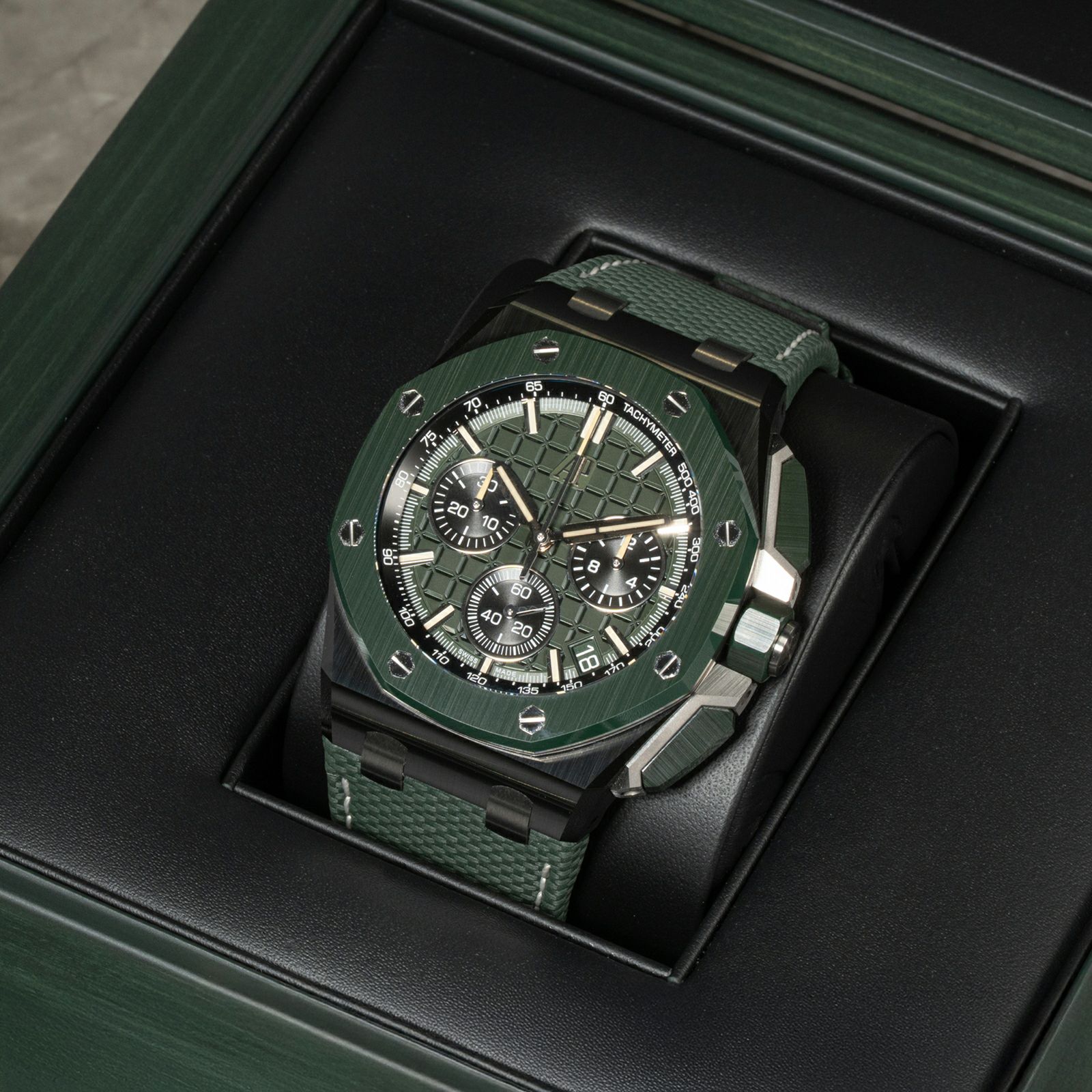 新品】オーデマ・ピゲ ロイヤルオーク オフショア クロノグラフ